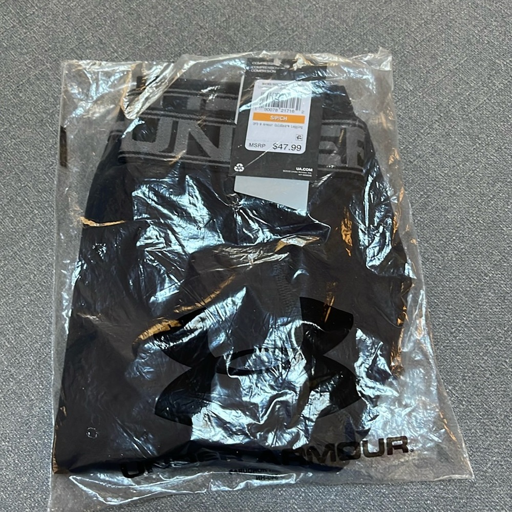 Under Armour Small Black ColdGear Legging